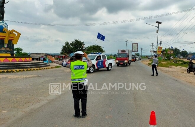 Pengiriman Vaksin Covid-19 ke Pringsewu Dikawal Ketat
