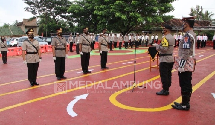 Tiga Perwira Polres Pringsewu Dimutasi