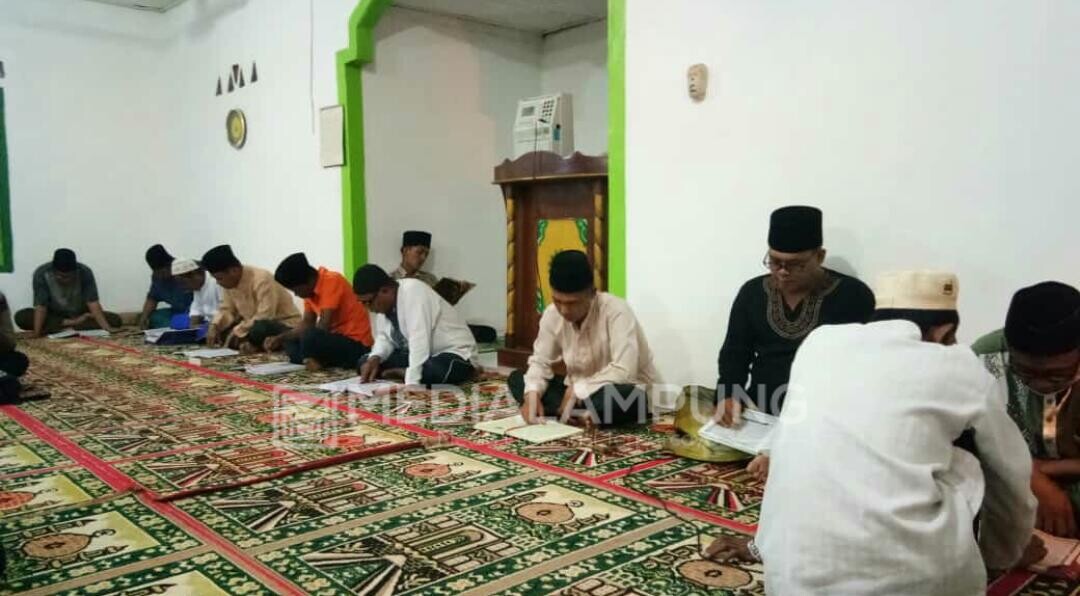 Warga Lebih Rajin Beribadah di Masa Pandemi