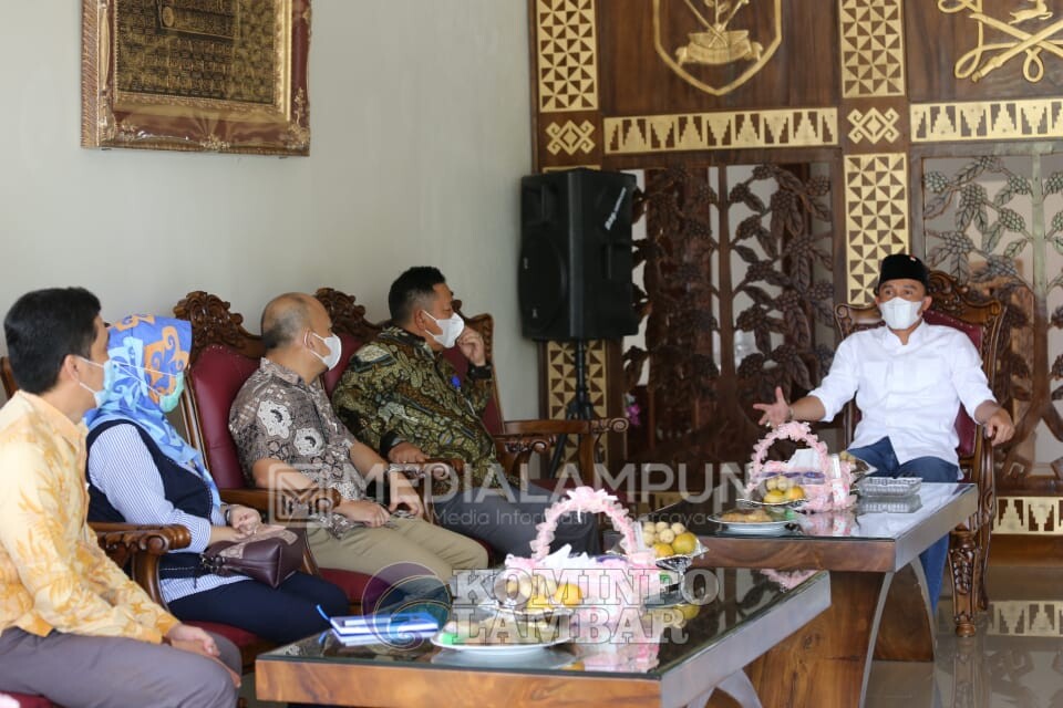 Parosil Bicara Potensi Wisata Unggulan di Hadapan Dirut Bank Lampung