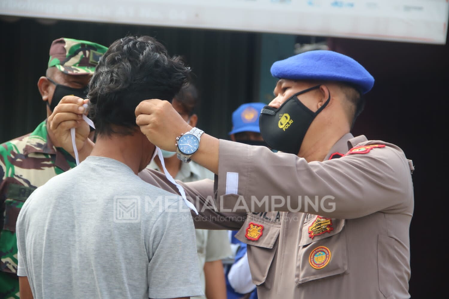 Personil Gabungan Gelar Operasi Yustisi di Purbolinggo