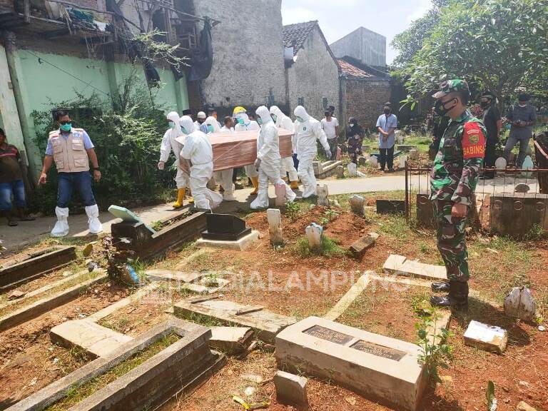 Pelaksanaan Pemakaman Jenazah Dimonitor