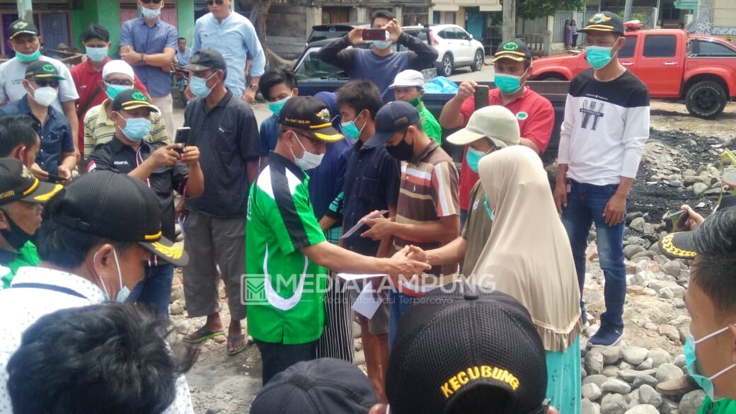 RAPI Lambar Salurkan Bantuan Untuk Korban Kebakaran