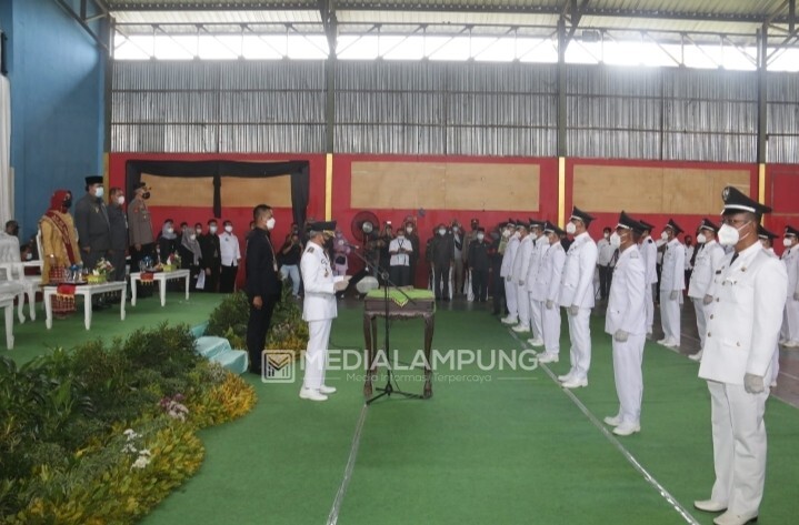 48 Kepala Pekon Terpilih Hasil Pilkakon Serentak Pringsewu Resmi Dilantik