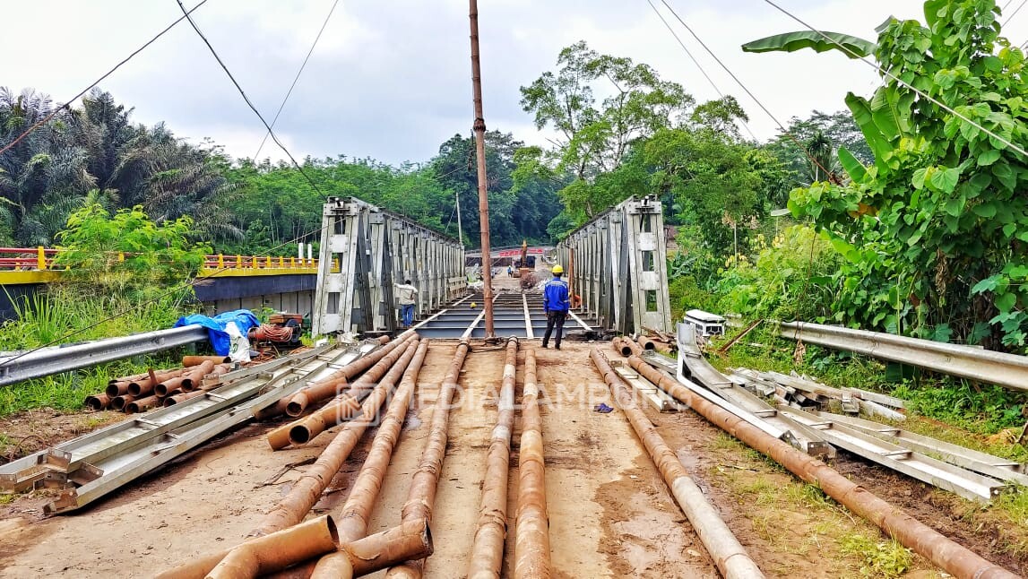 Tender Proyek Jembatan Way Umpu Diduga Belum Selesai