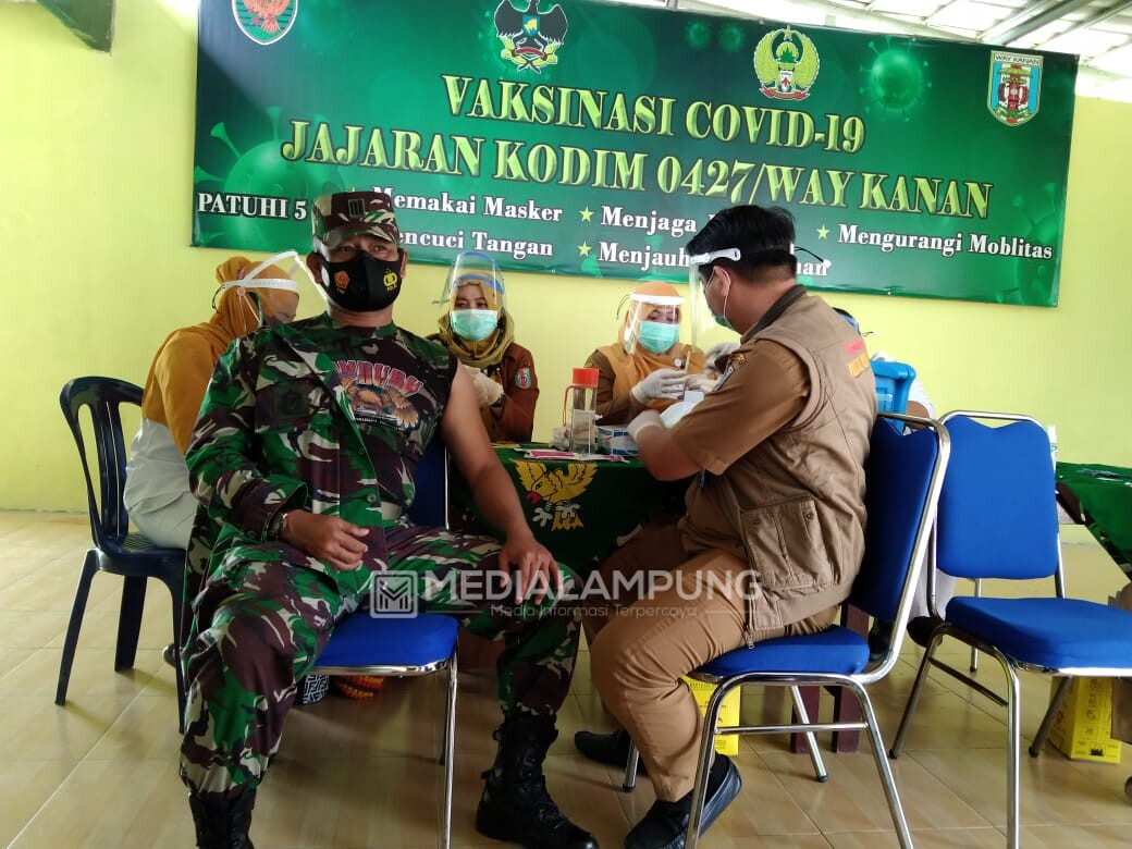 Kodim 0427 Gelar Vaksinasi Covid-19 Tahap Pertama