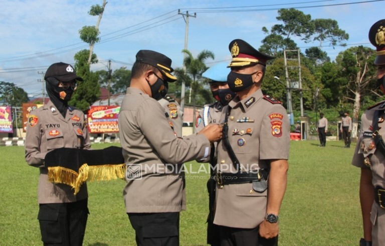 Tiga Jabatan Perwira Polres Lambar Diserahterimakan