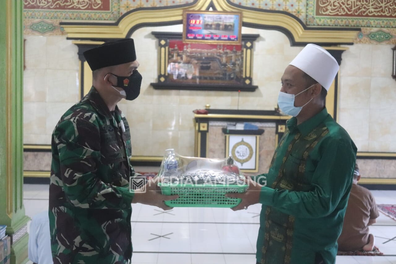 Dandim Romas Hadiri Jum'at Peduli di Masjid Jami' Nurul Khair