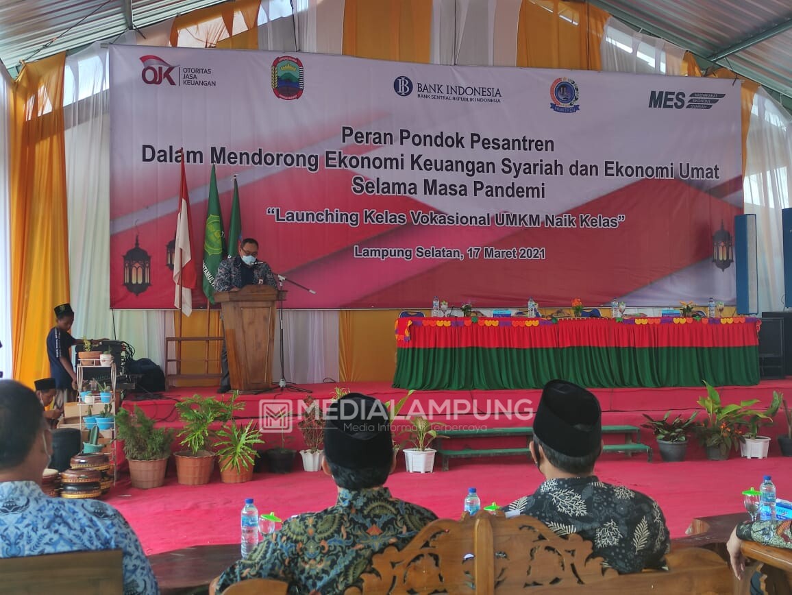 OJK Sasar Penguatan Ekonomi di Pondok Pesantren