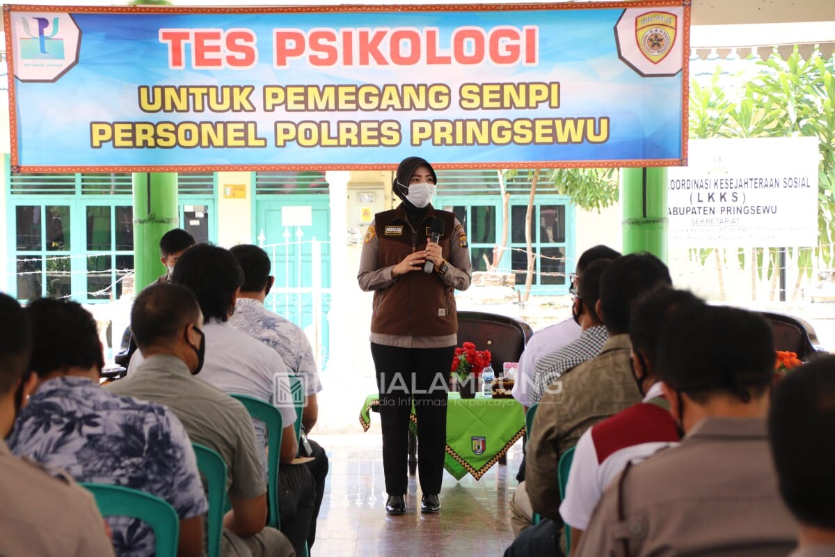 Ratusan Personil Pemegang Senpi Polres Pringsewu Jalani Tes Psikologi