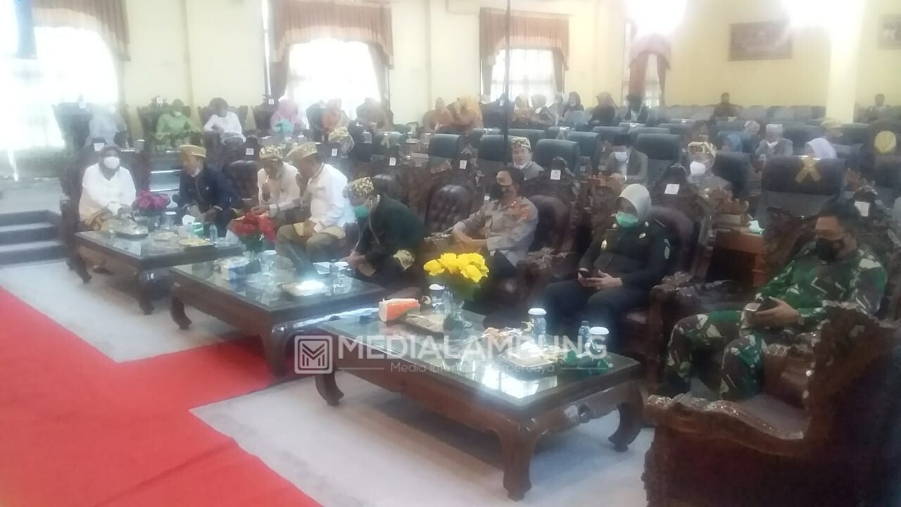 DPRD Lamtim Gelar Rapat Paripurna HUT Provinsi Lampung ke-57