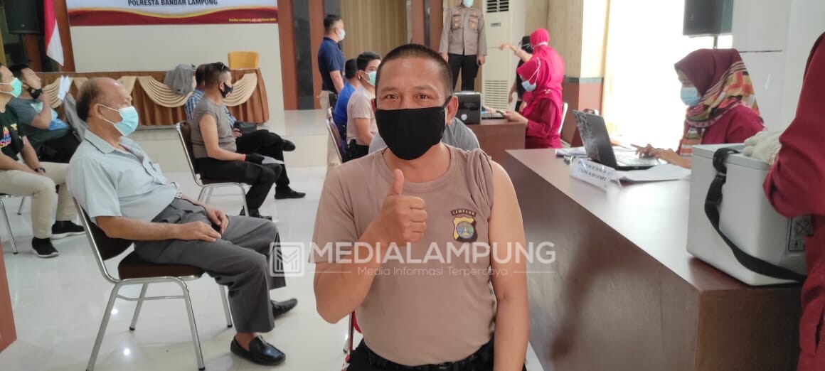 Seluruh Personel Polresta Bandarlampung Jalani Vaksinasi Tahap Kedua