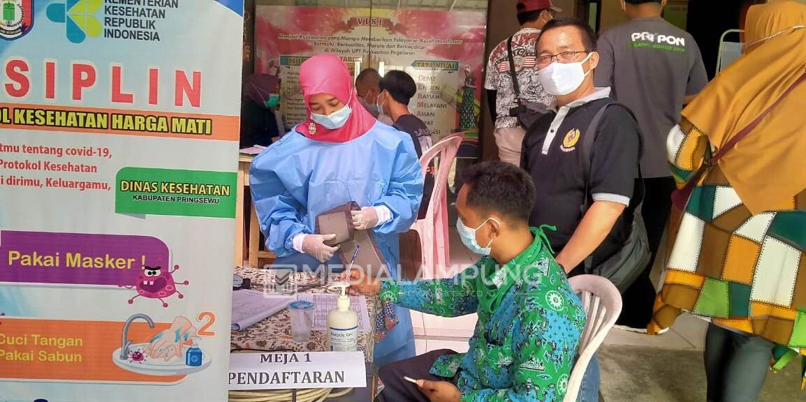 Atlet dan Pengurus KONI Pringsewu Jalani Vaksinasi Covid-19