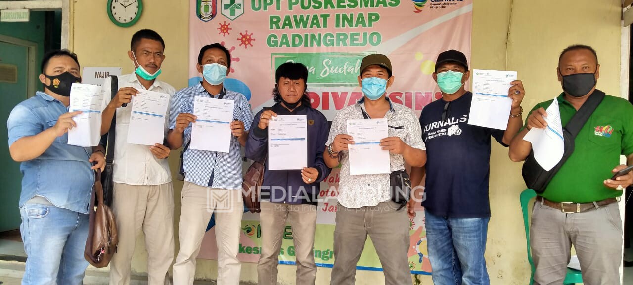 Jurnalis di Pringsewu Jalani Vaksinasi Covid-19