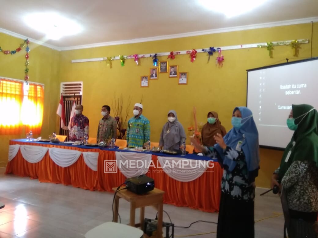 Disdikbud Waykanan Sosialisasikan Penggunaan Dana BOS Tahun 2021