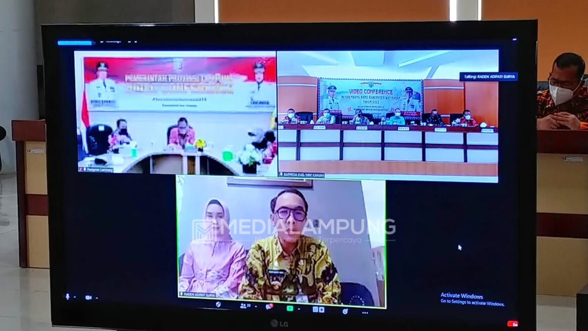Bupati Waykanan Hadiri Musrenbang Kabupaten Secara Virtual