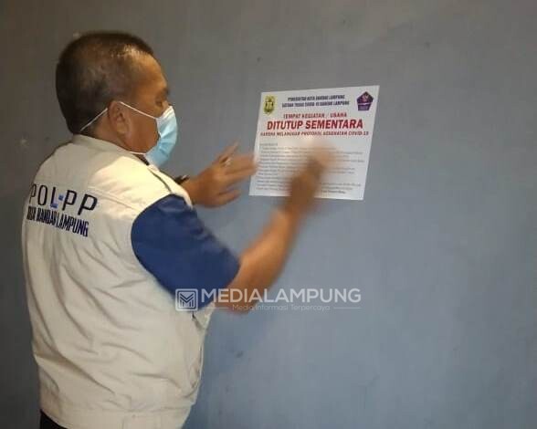Satgas Covid-19 Bandarlampung Segel Dua Cafe di Enggal 
