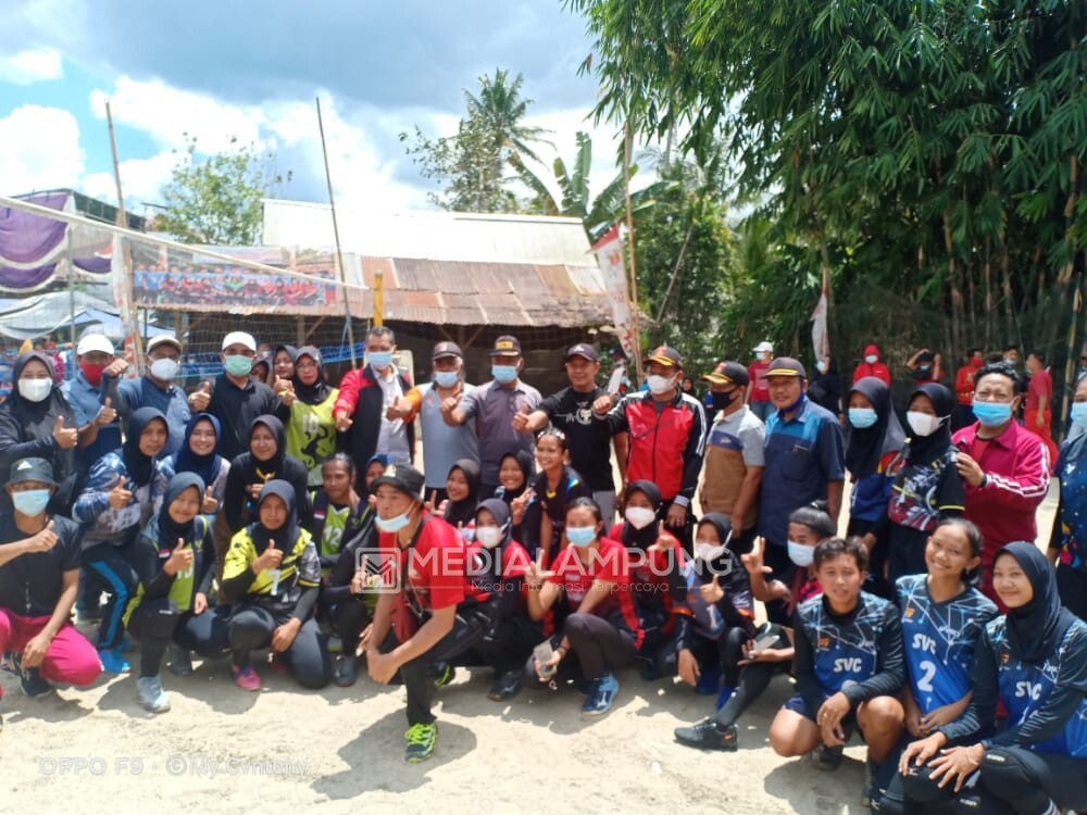 Ipodewa Waypetai Gelar Turnamen Volly Ball