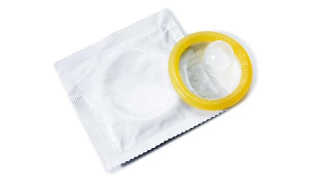 Stok Alkon Kondom-IUD di Lambar Kosong