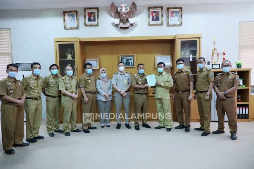 Pemkab Lamsel Terima Hibah Tanah Gudang SRG Kecamatan Natar