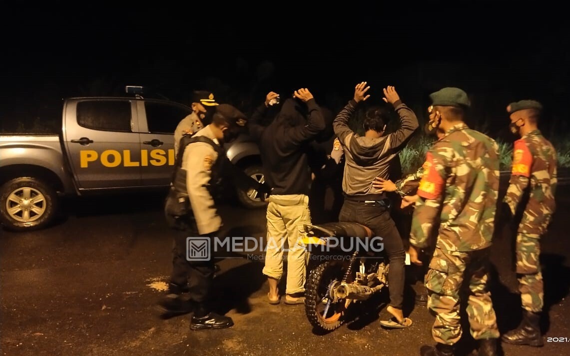 TNI-Polri di Waykanan Lakukan Patroli KRYD 