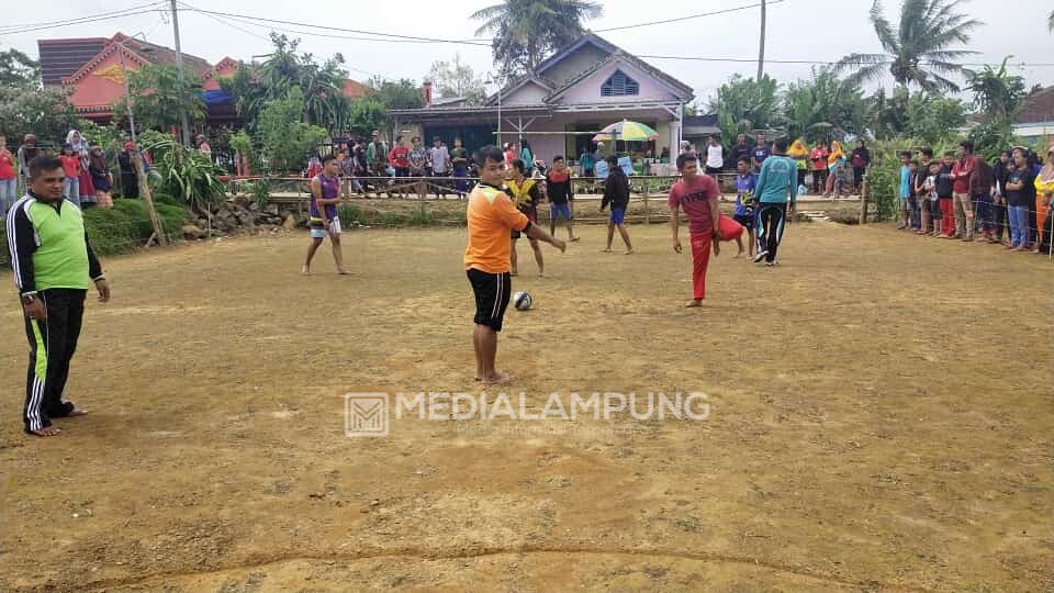 Peringati Hari Jadi ke-23, Pekon Sidodadi Gelar Lomba Futsal