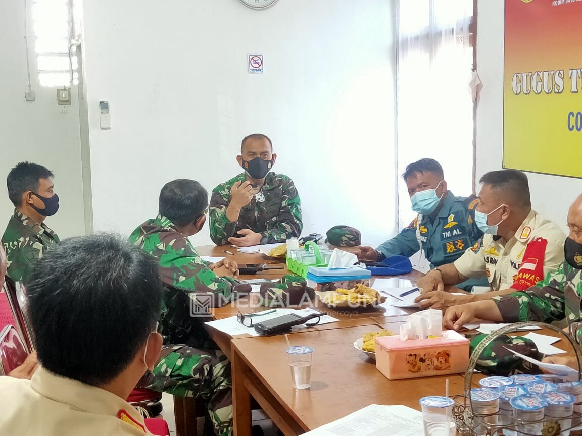 Dandim Romas Bersama Satgas Covid-19 Diskusi Kendala Penerapan Prokes
