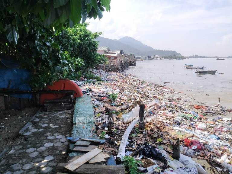 Bunda Eva Paparkan Rencana Penataan Kawasan Pesisir di Kementerian PUPR