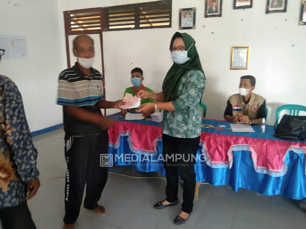 Kampung Negeri Jaya Salurkan BLT-DD Periode Februari Kepada 87 KPM