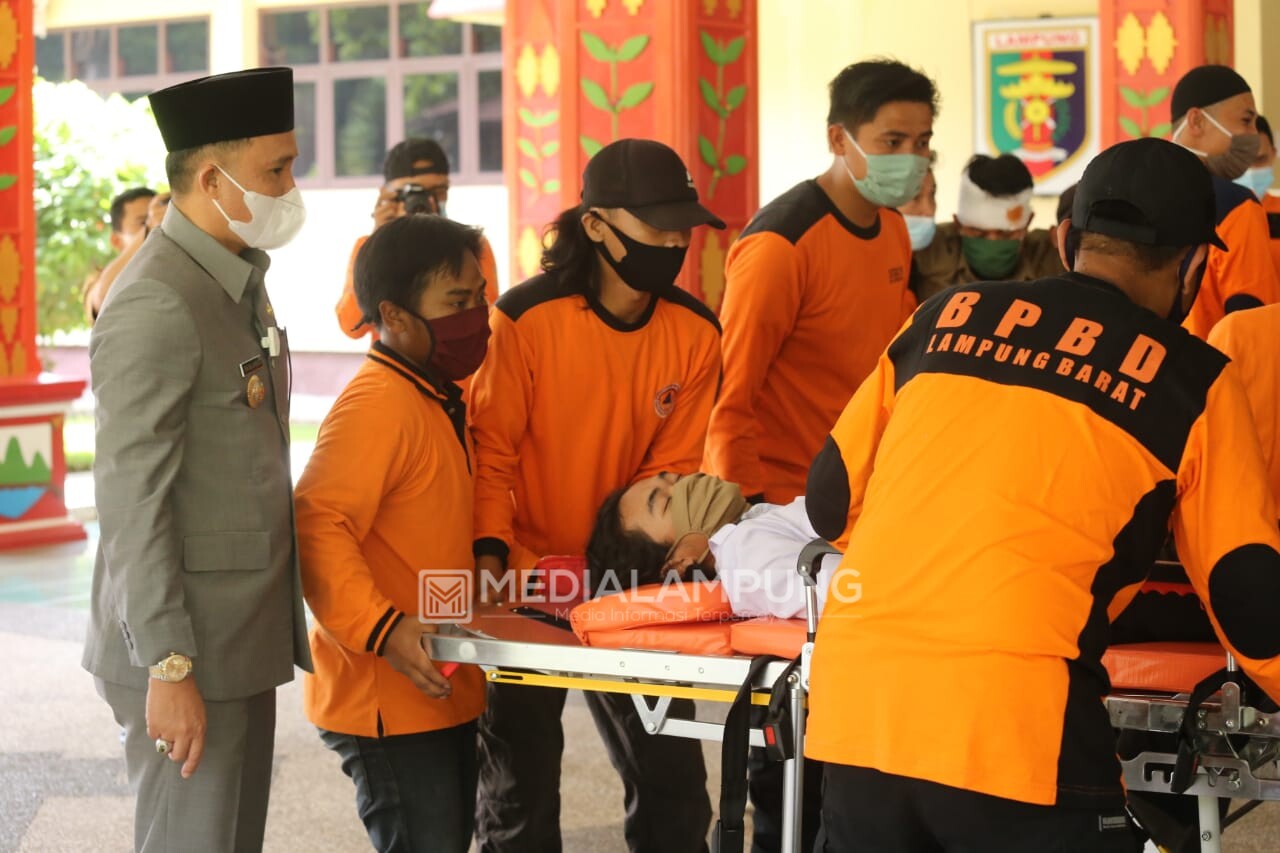 Pemkab Lambar Gelar Simulasi Kesiapsiagaan Bencana Gempa Bumi 