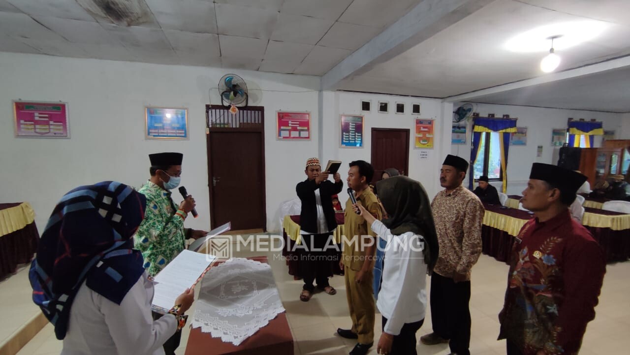 Usai Lantik Pemangku, Peratin Trimulyo Gelar Buka Puasa Bersama