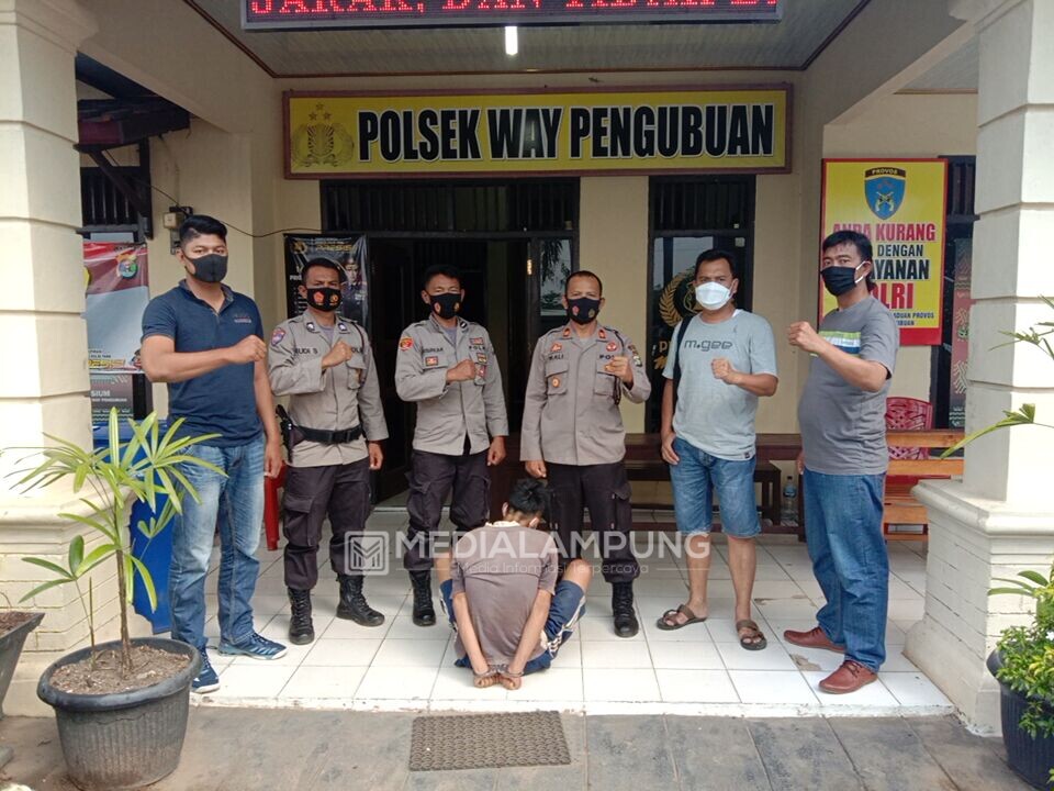 Ditangkap Polisi Gegara Curi HP Tetangga