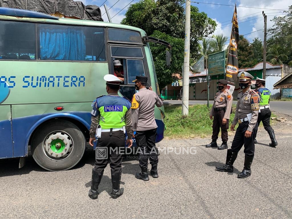 Cegah Pemudik, Polres Waykanan Laksanakan Operasi Yustisi di Jalinsum