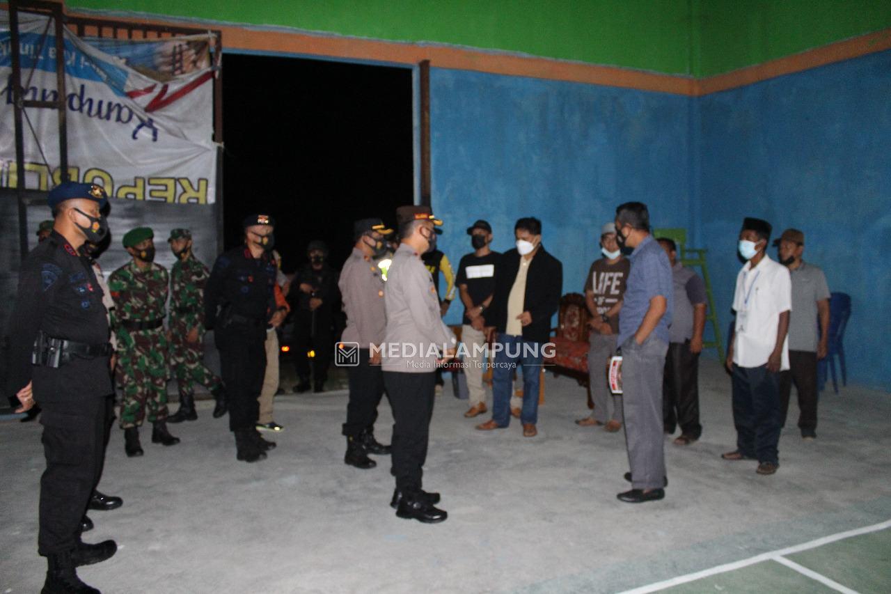 Pimpin Patroli Gabungan, Pamatwil Polda Lampung Cek Lokasi TPS Pilkakam