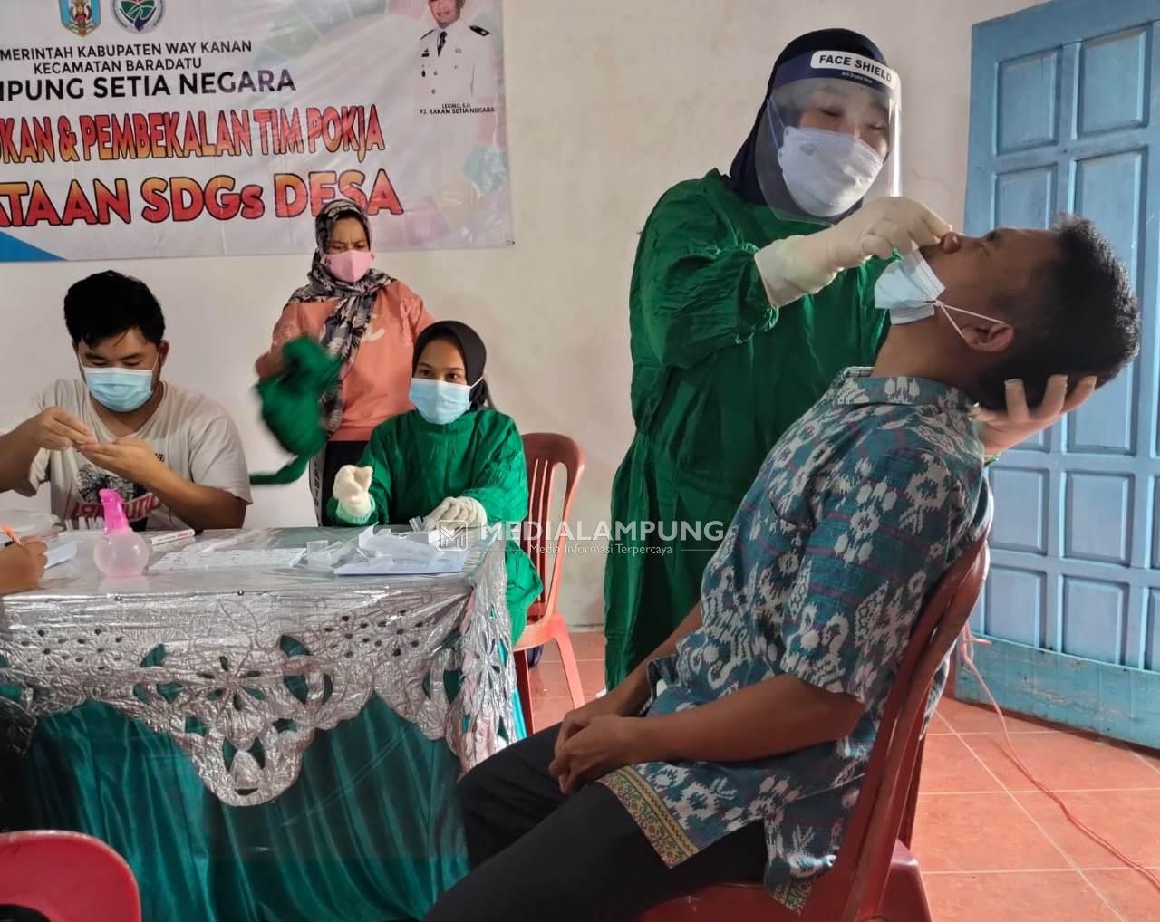 78 Panitia Pilkakam Setia Negara Jalani Rapid Test Antigen