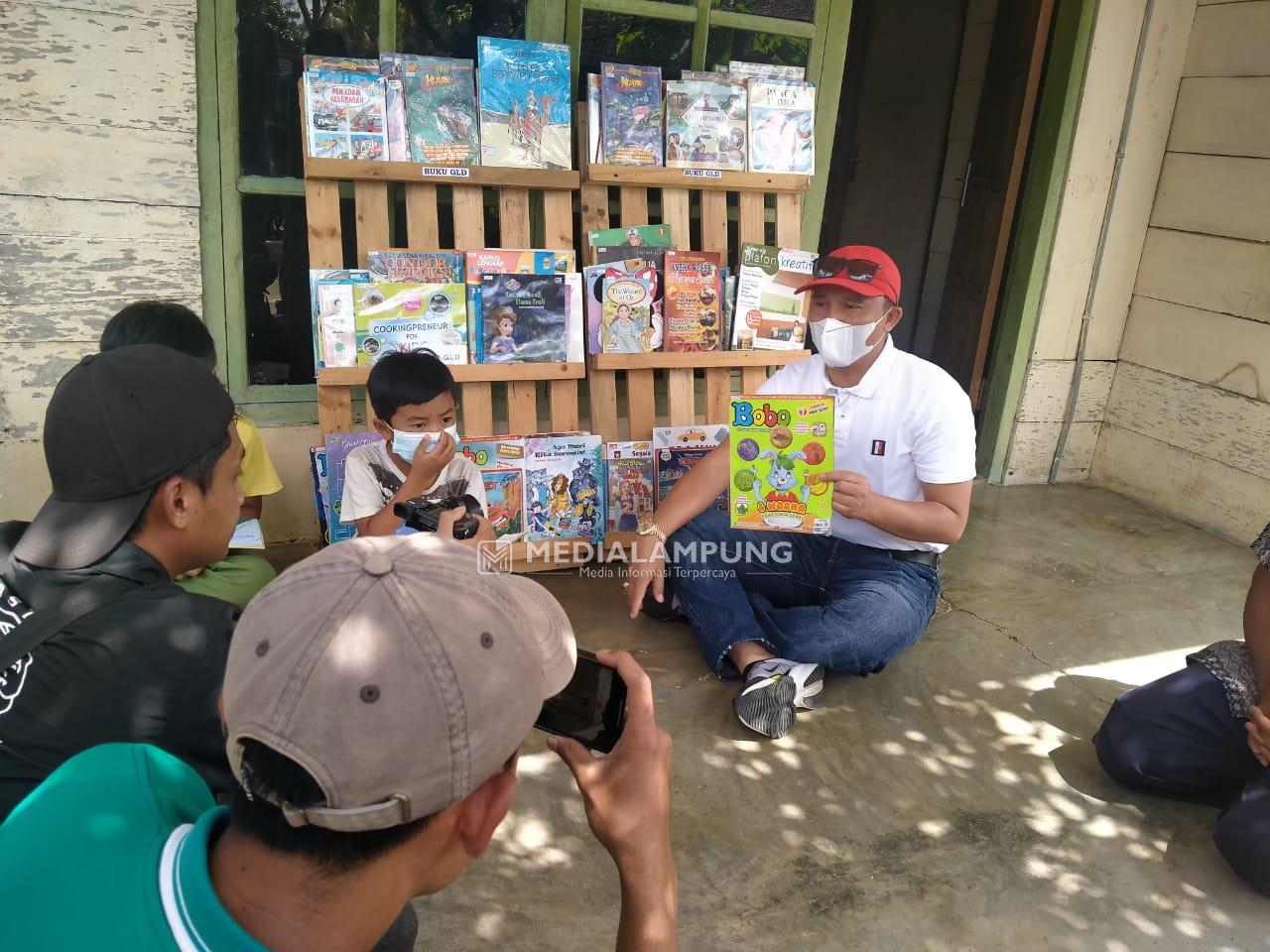 Pakcik Sumbang 100 Sak Semen Pembangunan Masjid di Ciptawaras