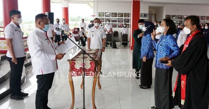 Nanang Ermanto Ambil Sumpah Janji 56 CPNS Menjadi PNS 