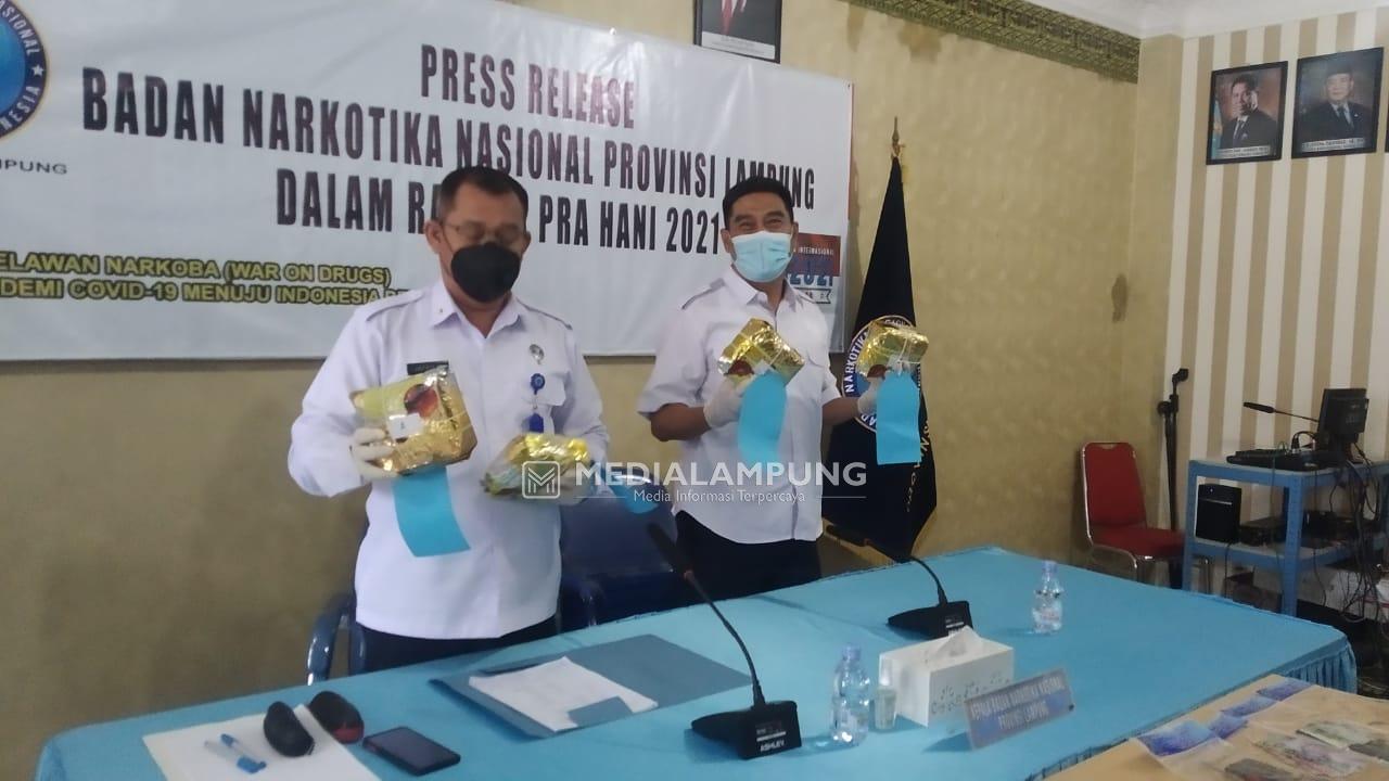 BNN Lampung Gagalkan Penyelundupan 5 Kg Sabu dari Aceh