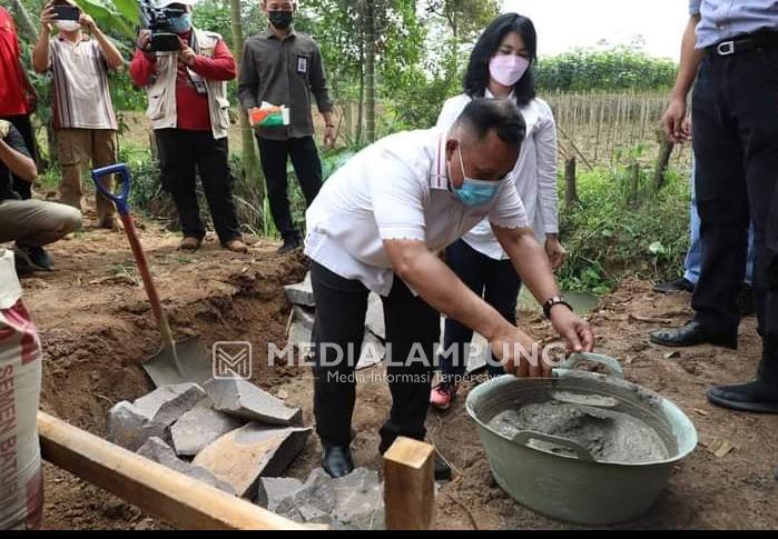 Bupati Nanang Buka Bimtek Hingga Peletakan Batu Pertama Long Storage di Jatiagung 
