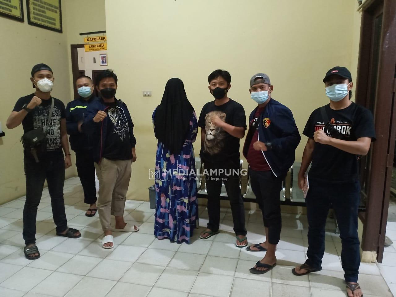 Tipu Korban Senilai Rp750 Juta, Ibu Rumah Tangga di Lambar Diamankan Polisi