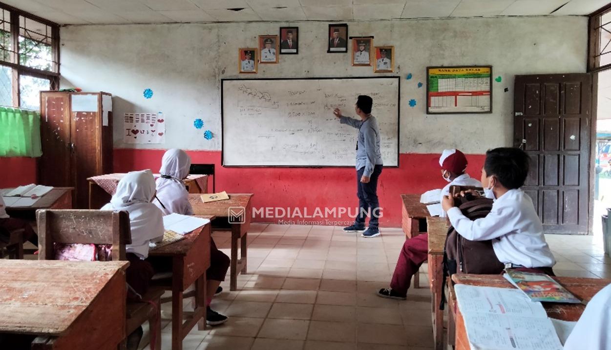 Pranaldo Sukseskan Program Kampus Mengajar di SDN 1 Bahway