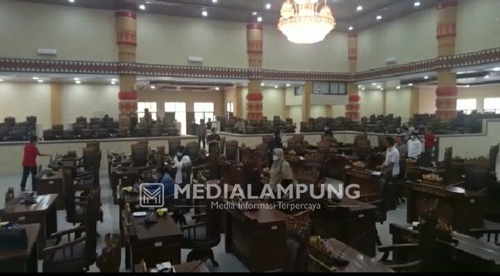 29 Anggota DPRD Bandarlampung Tolak Wiyadi Pimpin Rapat Paripurna