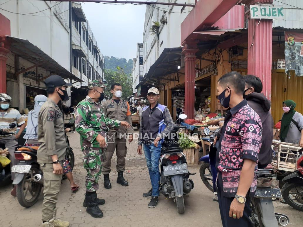 Koramil Panjang Terapkan Prokes di Pasar Panjang