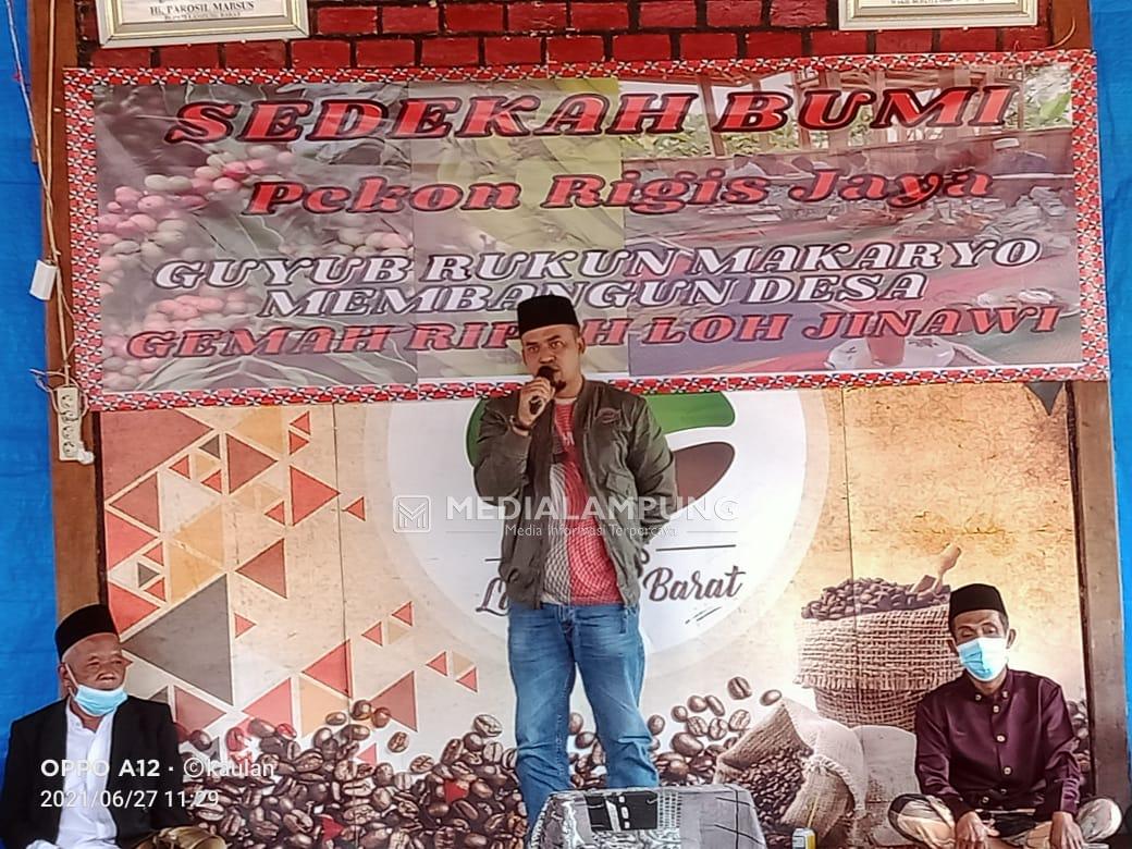 Syukuri Karunia Allah, Warga Pekon Rigisjaya Gelar Sedekah Bumi