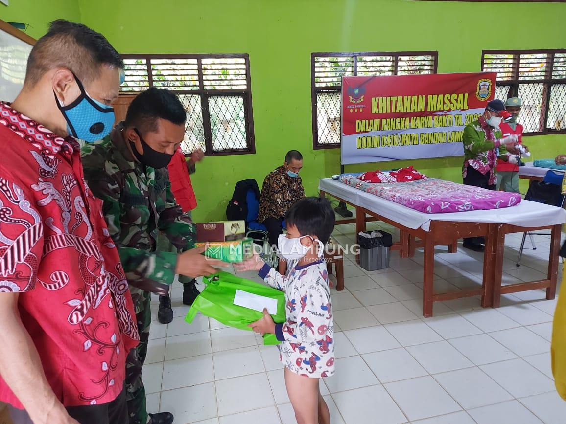 Program Karya Bakti, Kodim 0410 Gelar Khitanan Massal