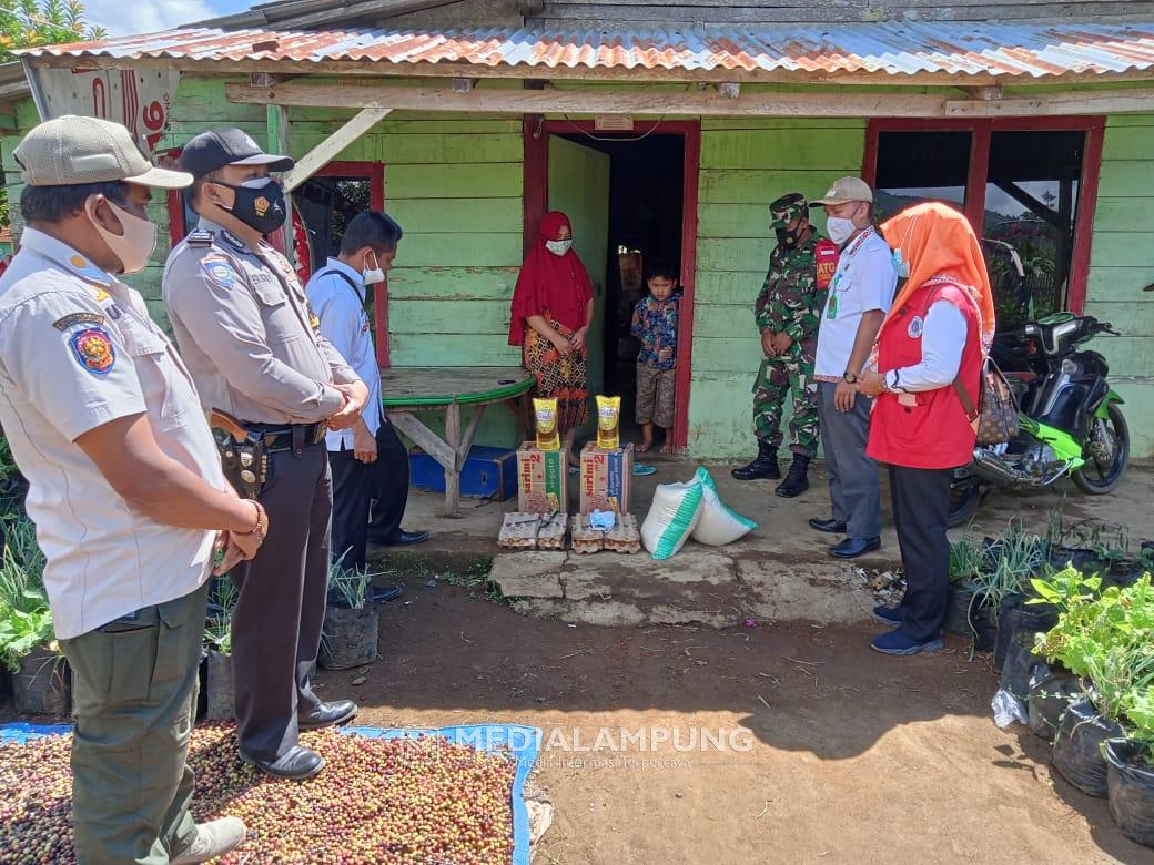 10 Warga Isolasi Mandiri di Kelurahan Sekincau dan Waspada Terima Bantuan