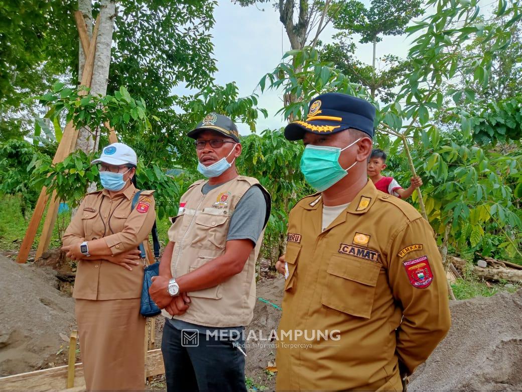 Aleg dan Camat Hadiri Peletakan Batu Pertama Pembangunan Jalan di Tembelang