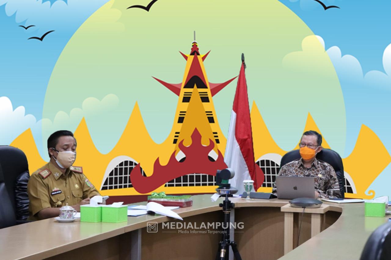 Dialog, Sekda Fahrizal Paparkan PPKM di Lampung