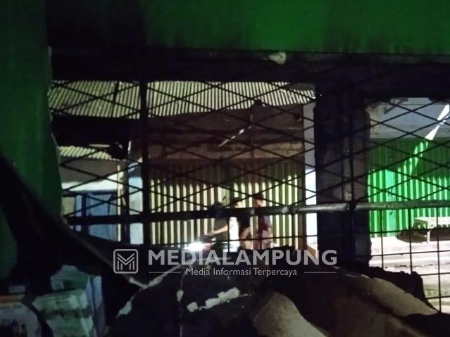 Kantor BMT-UGT Sidogiri Terbakar