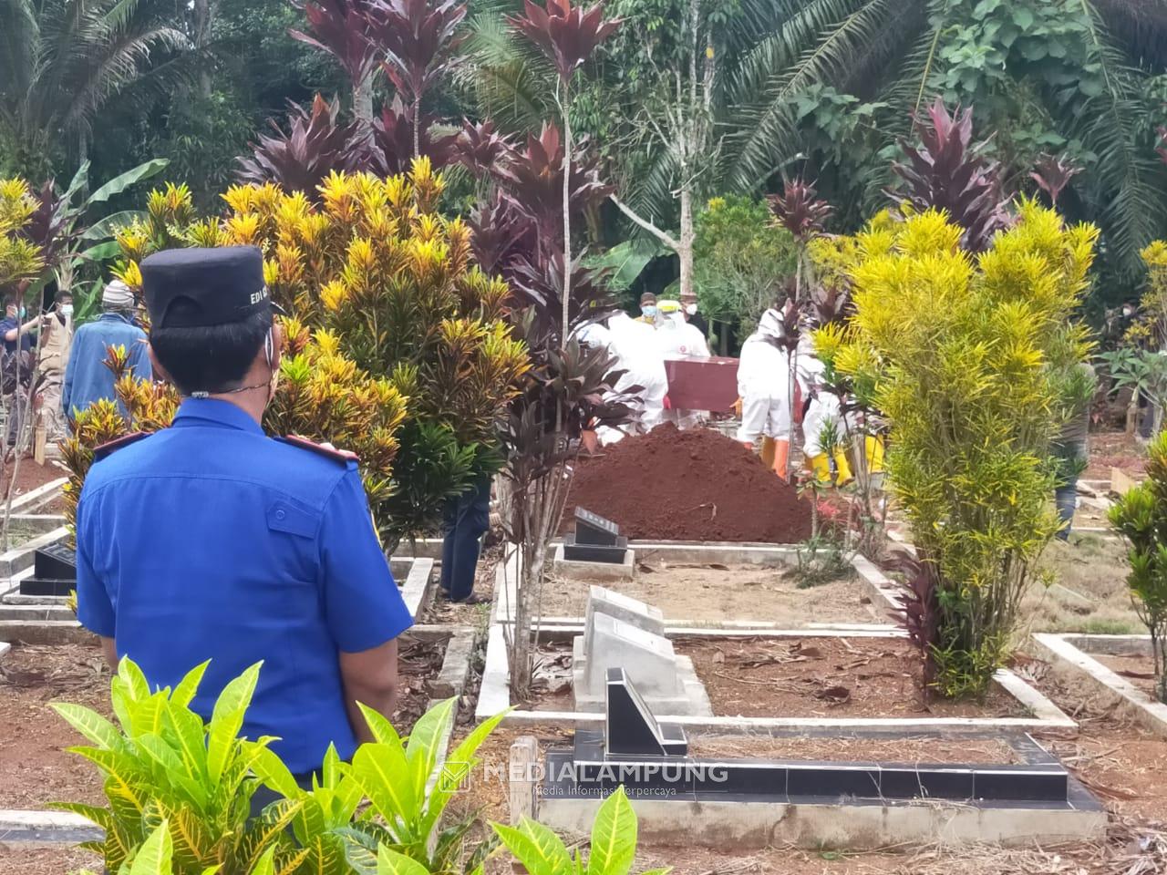 Pringsewu Masih Zona Merah, Tim Pemakaman Khusus Terus Disiagakan